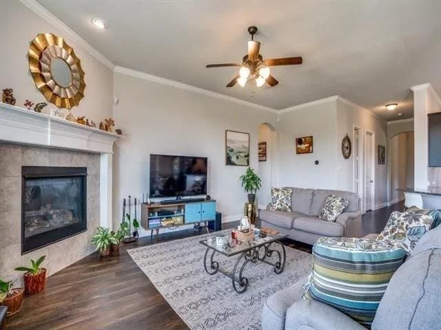 Building Photo - 321 Valentino Wy