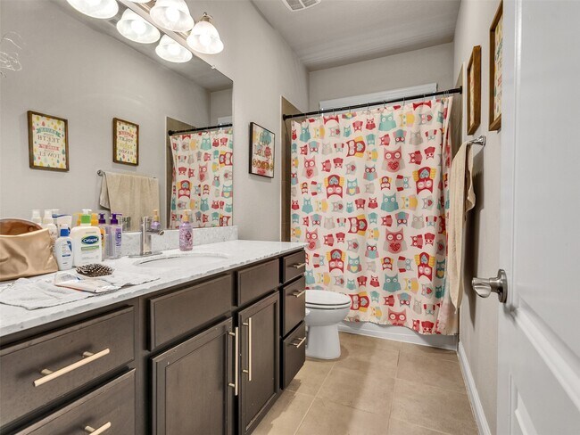 Building Photo - 18324 Parkview Point Dr