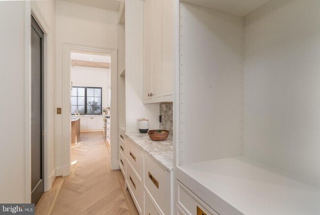 Building Photo - 4217 46th St NW
