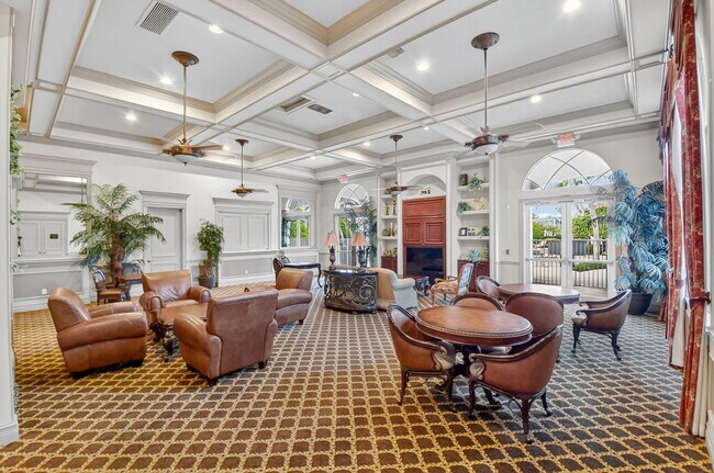 Building Photo - 9826 Vía Amati