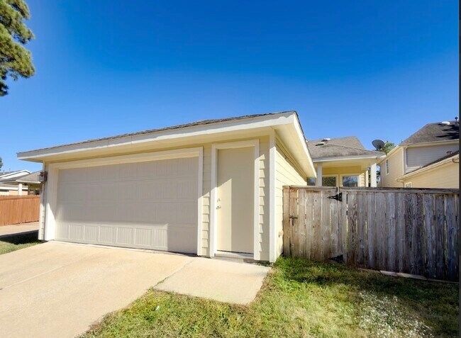 Building Photo - 114 W Montfair Blvd