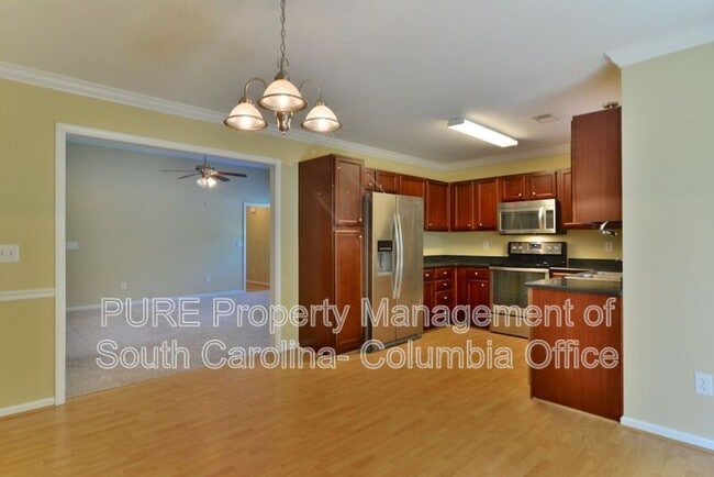Building Photo - 228 Buffwood Dr