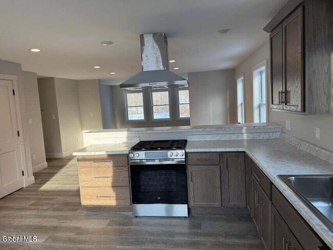 Building Photo - 199 US-4