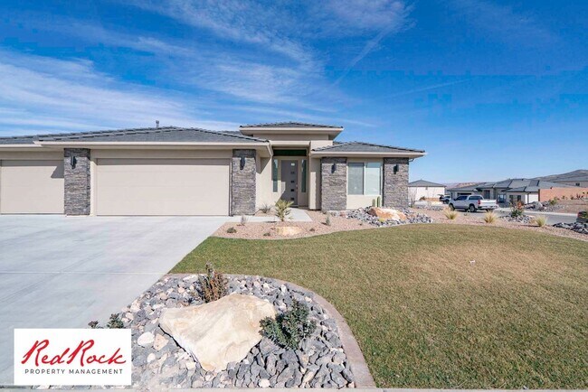 Building Photo - Incredible 3 Bedroom, 2 Bathroom Property ...