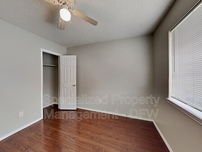 Building Photo - 311 Toronto Cir
