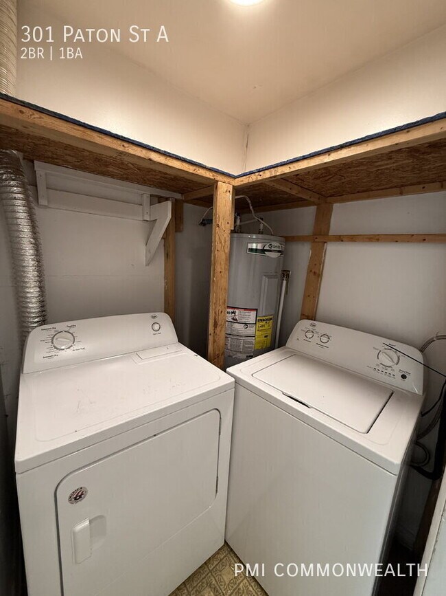 Building Photo - 301 Paton St