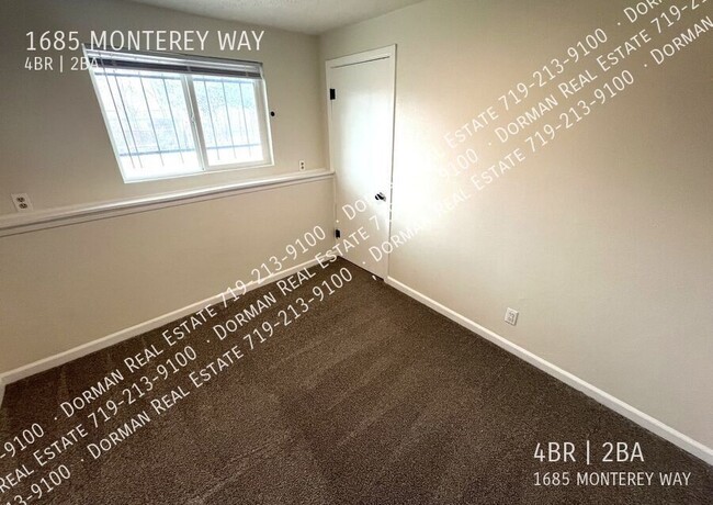 Building Photo - $500 OFF the first month of rent! Beautifu...