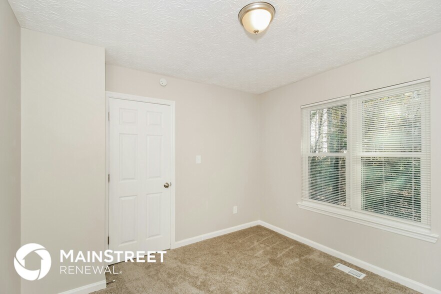 Building Photo - 1358 Ling Dr