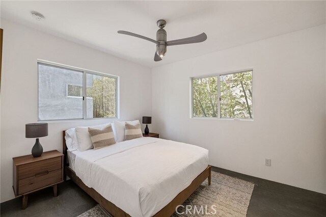 Building Photo - 27 Driftwood St