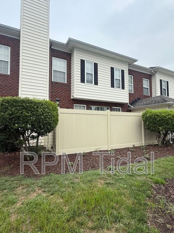 Building Photo - 5813 Ludington Dr