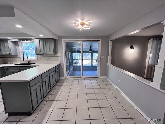 Building Photo - 306 Randwood Dr