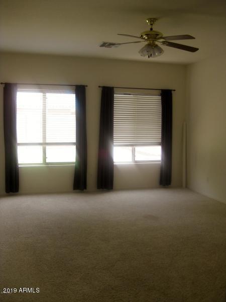 Building Photo - 1042 E Canyon Way