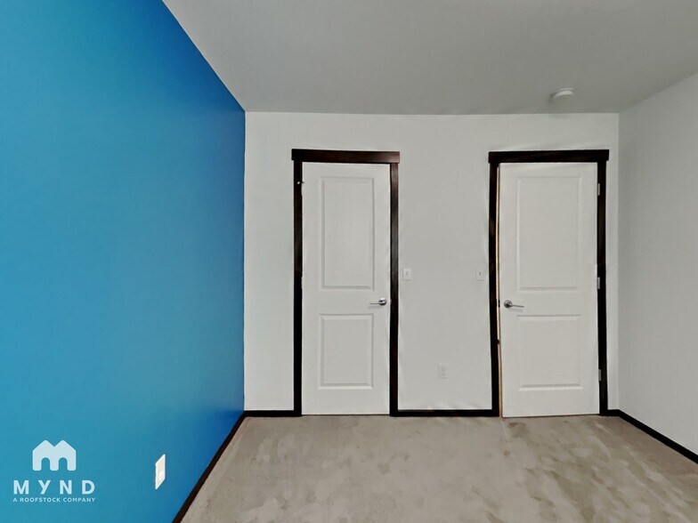 Building Photo - 2753 S 124th Ln