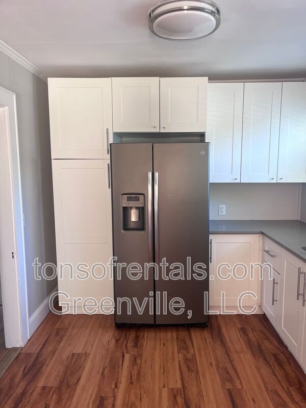 Building Photo - 205 Thackston St