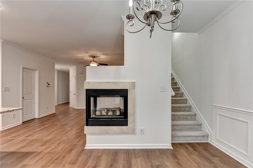 Building Photo - 979 Parkside Wood Ct