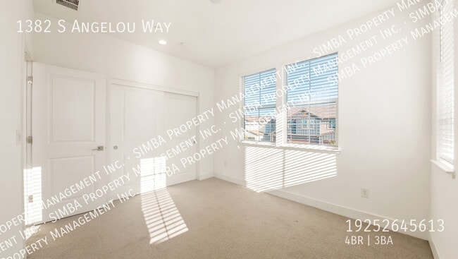 Building Photo - 1382 S Angelou Wy