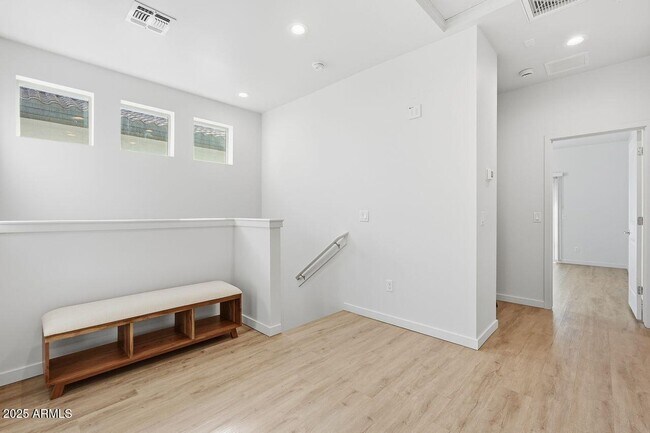 Building Photo - 7959 N 53rd Ave