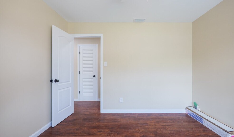 Building Photo - 4104 Lantern Ln