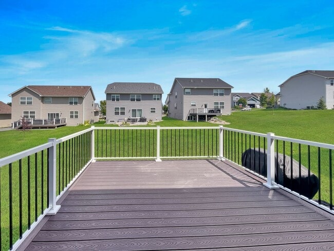 Building Photo - 9073 Degler Ln