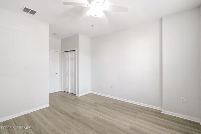 Building Photo - 313 Mill Pond Wy