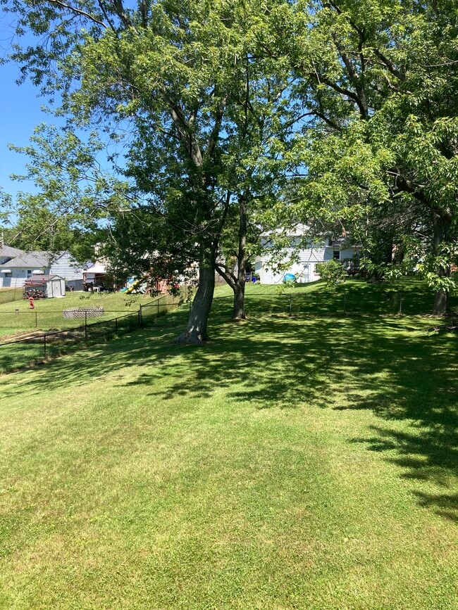 Building Photo - 4127 Burton Ave