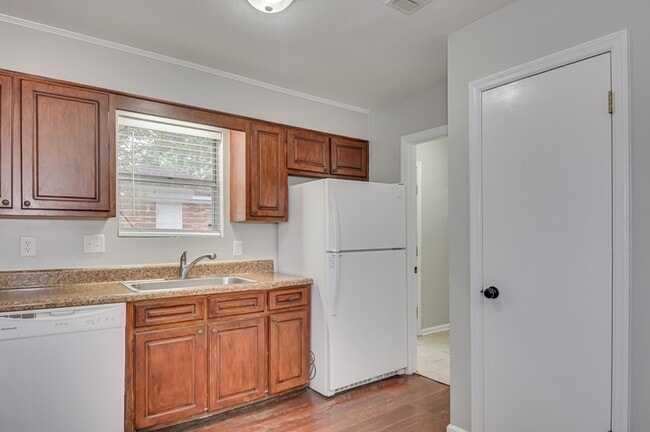 Building Photo - 2919 Cable Way