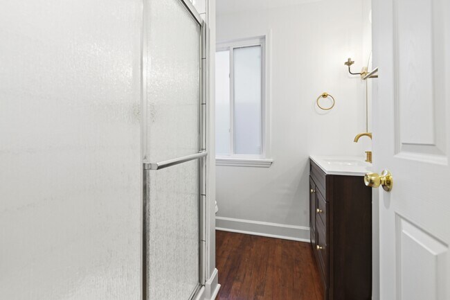 Building Photo - 3831 Hottinger Ave