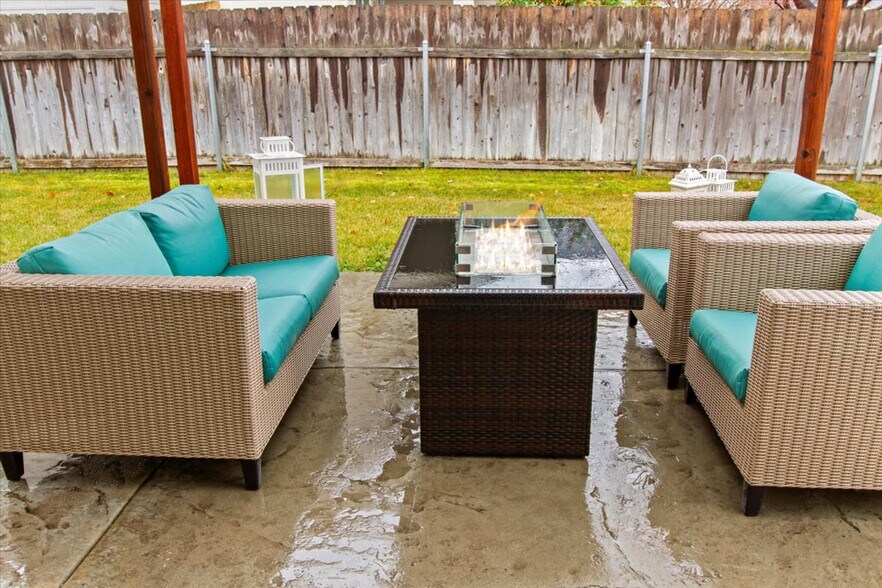 Building Photo - 3962 N McKinley Pk Ave