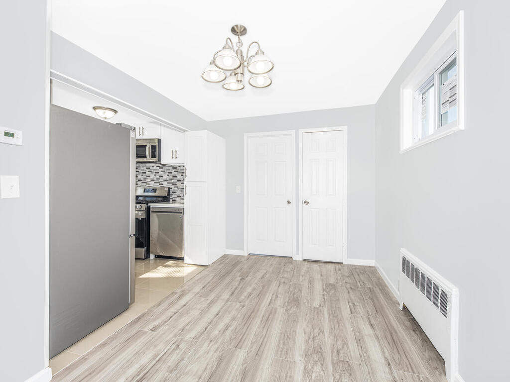 Building Photo - 555 Kimball Ave