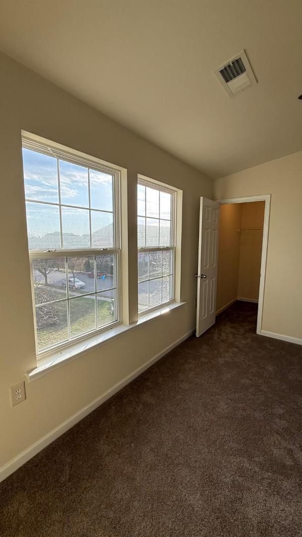 Building Photo - 12 Council Ct