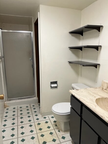 Bathroom - basement - 1124 E Benton St