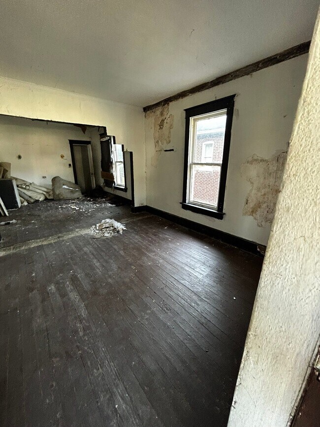 Building Photo - 556 Wimmer Pl