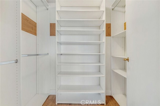 Building Photo - 850 E Ocean Blvd