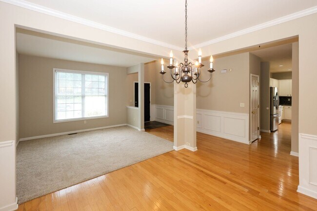 Building Photo - 2895 Haynes Club Cir SW