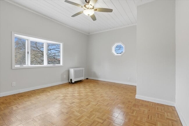 Building Photo - 715 Truman Pkwy