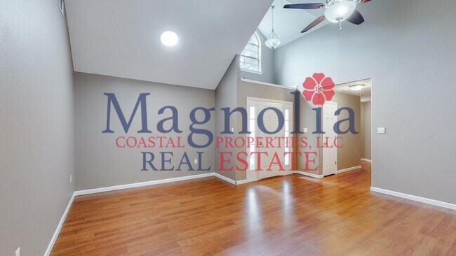 Building Photo - 3 Bedroom 2 Bathroom Home - Hope Creek Subdivision - Richmond Hill