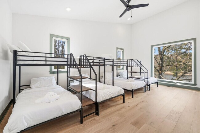 Building Photo - 8691 Rambo North Rd