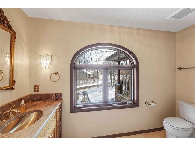 Building Photo - 7210 Juniper Ave