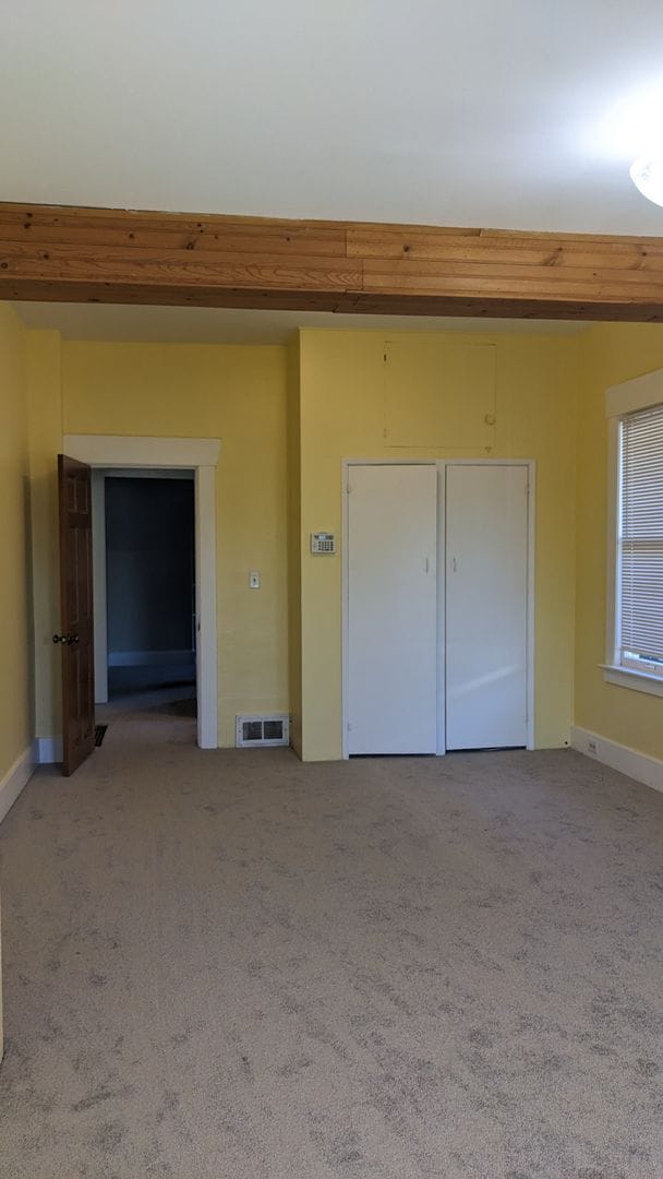 Building Photo - Roosevelt District 2 Bedroom Home