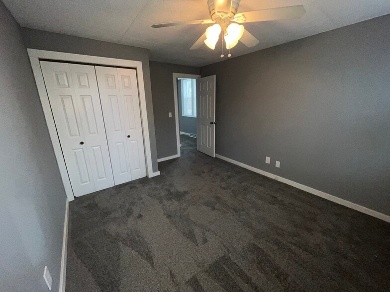 Building Photo - 100 Dixon Ave