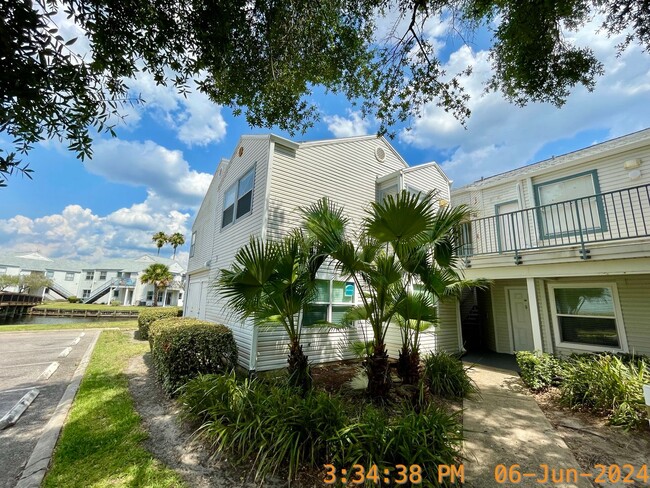 Primary Photo - Dockside 2 bed/ 2 bath with Scenic Balcony