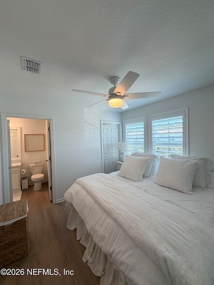 Building Photo - 8326 Zenith Cir