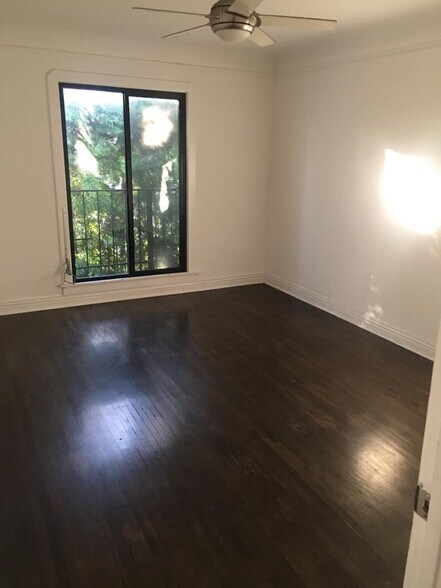 Guest Bedroom Unfurnished - 5369 Dockweiler Pl