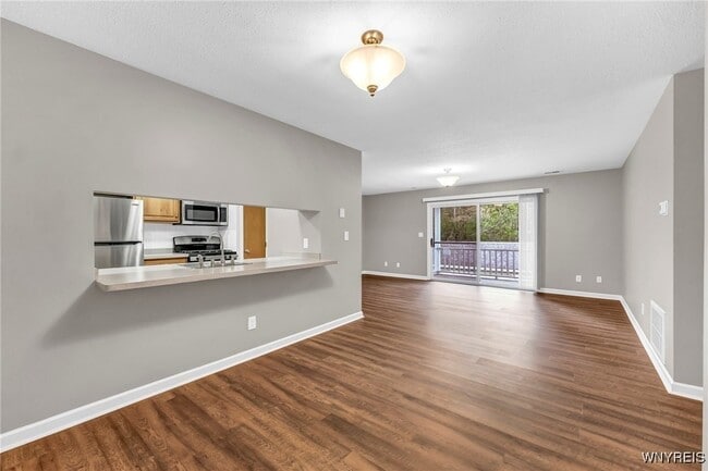 Building Photo - 6630 Erie Rd