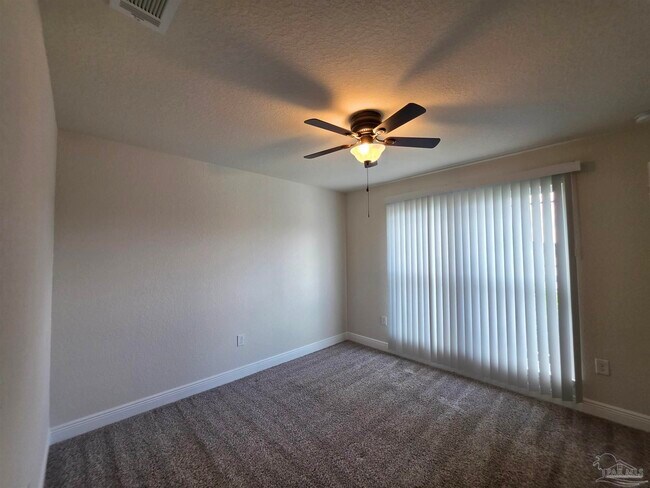 Building Photo - 5165 Peach Dr