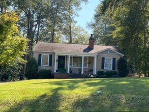 Building Photo - Prime Auburn Location — Just Minutes from Auburn University!