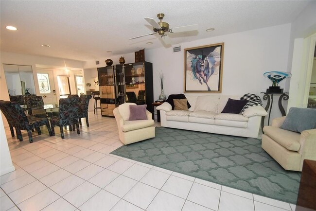 Building Photo - 1709 Clower Creek Dr