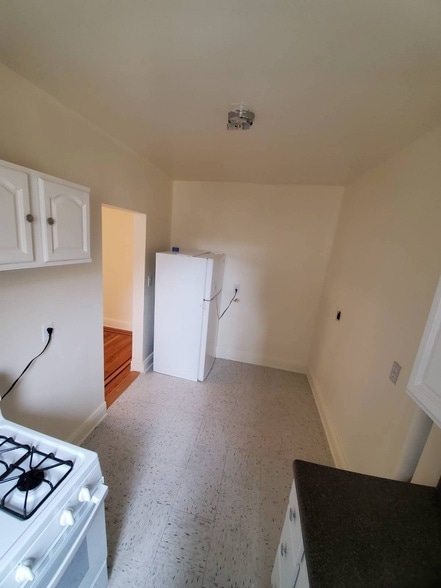 Building Photo - 37-76 62nd Street Unit