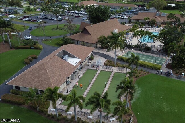 Building Photo - 306 Palm Dr