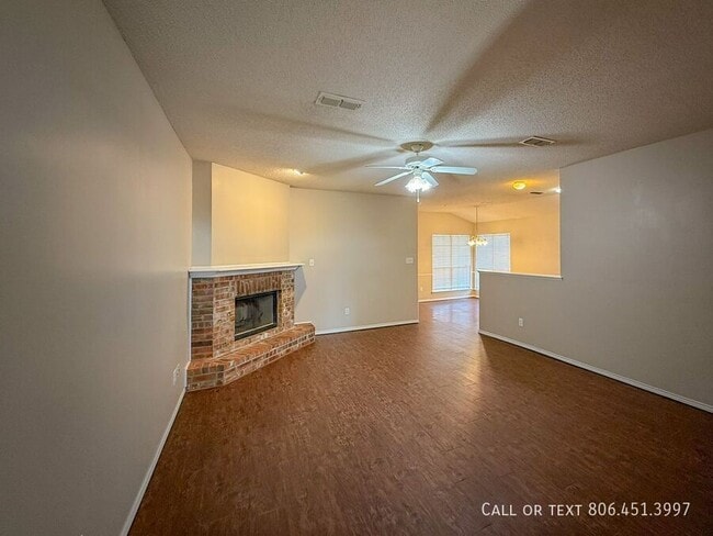 Building Photo - 517 N Kline Ave